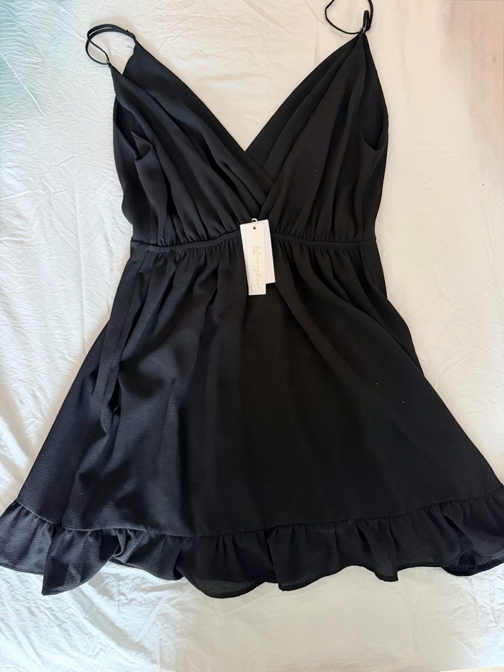 Black V-Neck Ruffle Hem Dress - Women Sz M